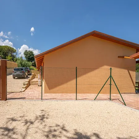 Il Campo Di Nonno Gio Nyaraló Spoleto