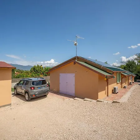 別荘 Il Campo Di Nonno Gio スポレート