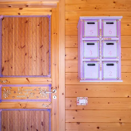 Il Campo Di Nonno Gio 스폴레토